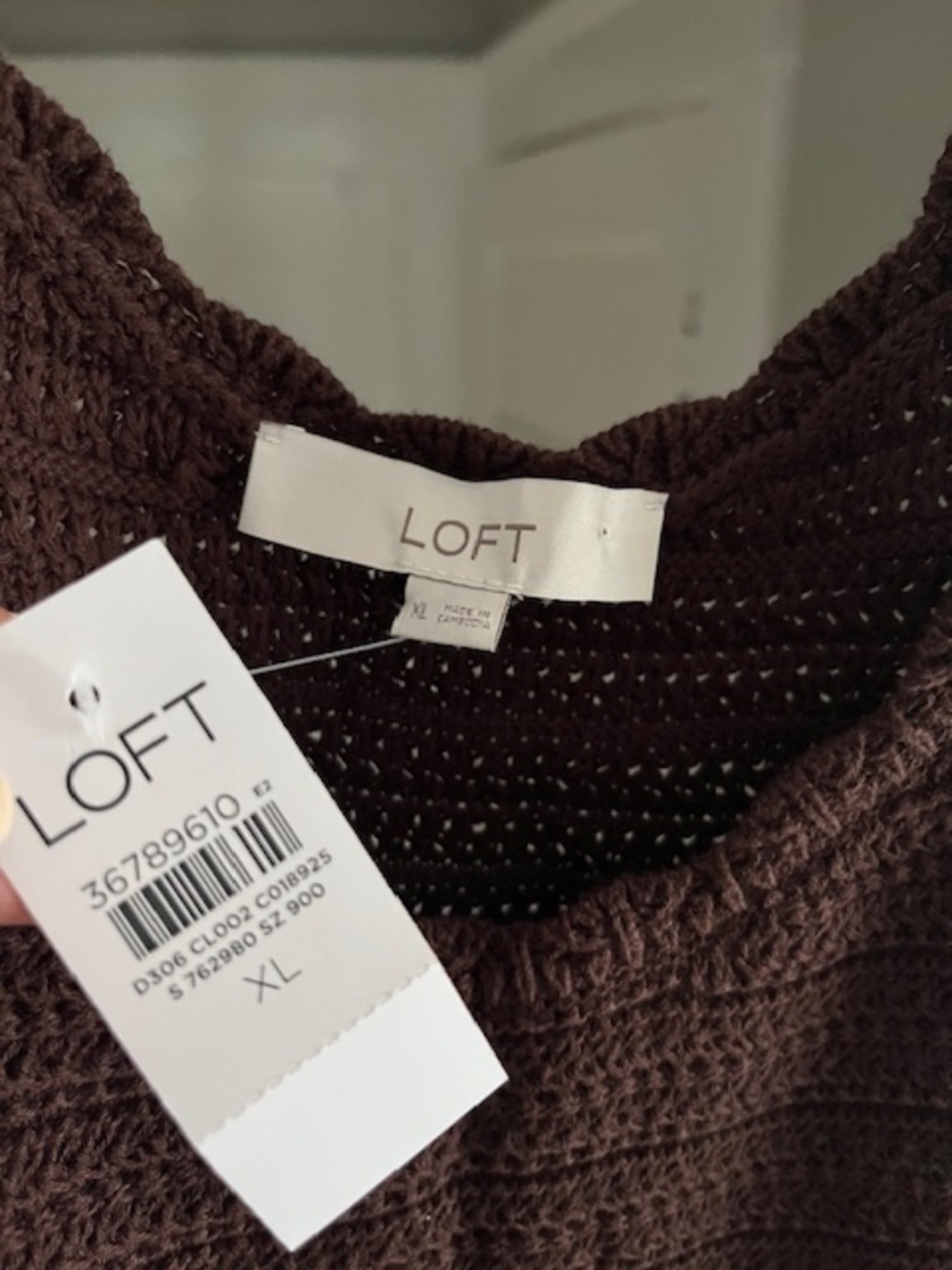Loft Brown Crochet Scalloped Tank Sweater - Size XL NWT - Picture 3 of 3